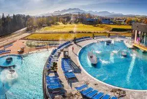 Chochołowskie Termy - מרחצאות חוחולובסקי הכי גדולים בפולין ליד קרקוב (כרטיסי כניסה כולל הסעות) credit to tiqets.com