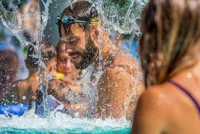 Chochołowskie Termy - מרחצאות חוחולובסקי הכי גדולים בפולין ליד קרקוב (כרטיסי כניסה כולל הסעות) credit to headout.com