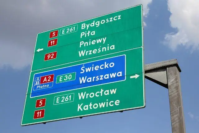 חוקי תנועה ותעבורה בפולין ששווה להכיר לפני ששוכרים רכב בקרקוב
