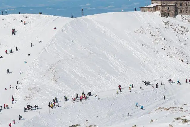 זאקופנה עם ילדים בחורף