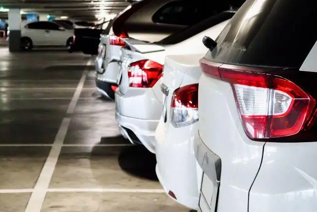 חנייה ונהיגה בזקפונה - איפה מומלץ לחנות? מתי החנייה בחינם? מתי בתשלום? מה צריך לדעת?