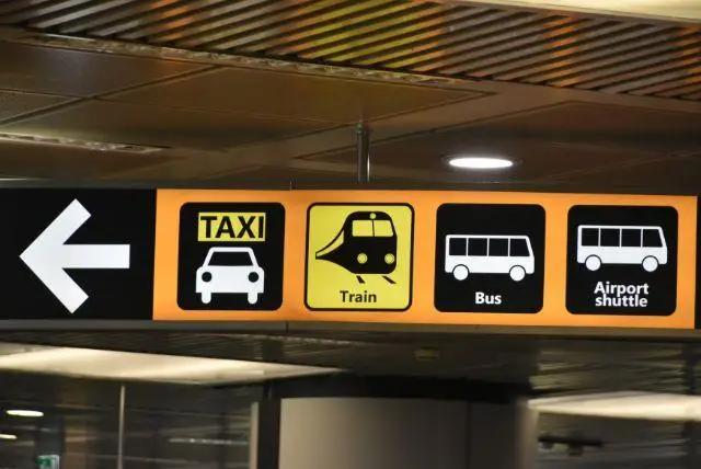 זקפונה תחבורה ציבורית - הסבר על רכבות / טראם / אוטובוסים / מוניות ועוד