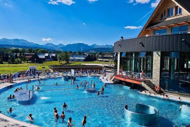 העיירה Chocholow (צ׳וצ׳ולו) ליד זאקופנה credit to getyourguide.com