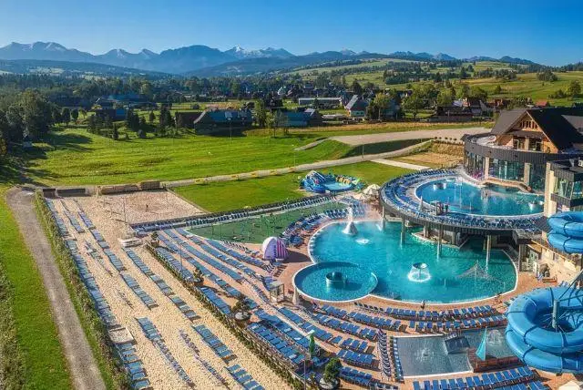 רכבל זאקופנה - Kasprowy Wierch Cable Car credit to getyourguide.com