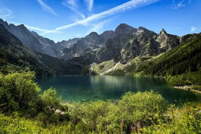 אגמים בזאקופנה והסביבה שאסור לפספס credit to getyourguide.com