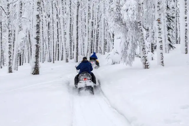 טיולי טרקטורונים זקופנה credit to getyourguide.com