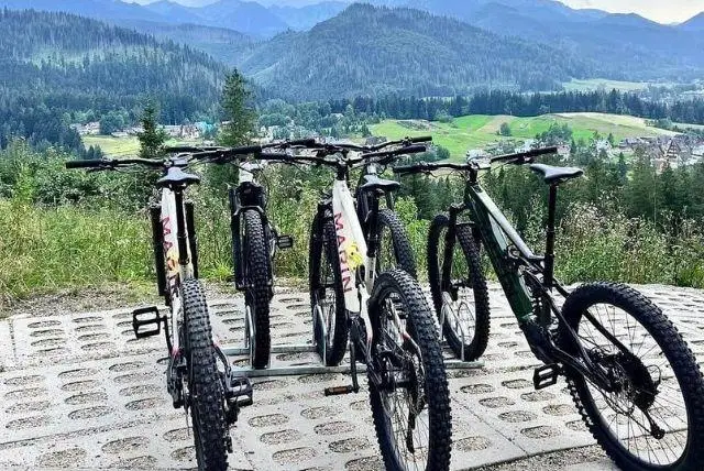 טיולי אופניים בהרי הטטרה באיזור זאקופנה (יציאה מקרקוב) credit to viator.com