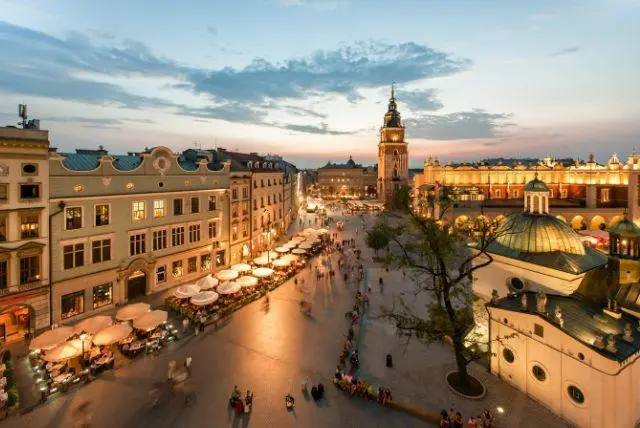 מקרקוב לזקפונה - כמה זמן ואיך מגיעים?