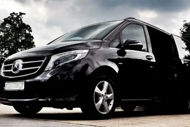 קרקוב נמל התעופה - היכרות ראשונה עם הטרמינל לנחיתות / המראות, דיוטי פרי, איך מגיעים למלון ועוד! credit to getyourguide.com