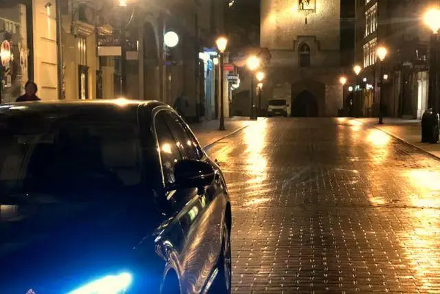 קרקוב נמל התעופה - היכרות ראשונה עם הטרמינל לנחיתות / המראות, דיוטי פרי, איך מגיעים למלון ועוד! credit to getyourguide.com