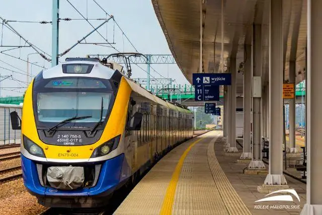 קרקוב נמל התעופה - היכרות ראשונה עם הטרמינל לנחיתות / המראות, דיוטי פרי, איך מגיעים למלון ועוד! credit to getyourguide.com