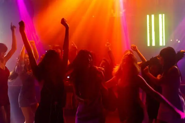 מועדון מוזיקה חיה בזאקופנה - Klub Vavavoom