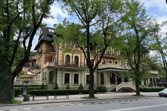 סיור בעקבות המורשת היהודית של זאקופנה credit to getyourguide.com