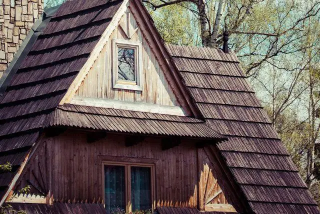 זקופנה לורשה - איך מגיעים ומה חשוב לדעת על המרחק ומה יש לעשות בדרך credit to bookaway.com