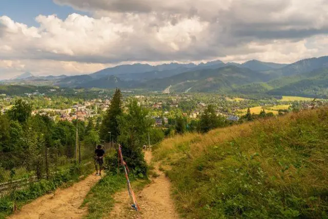 מסלול טיול באיזור Gubalowka בזאקופנה