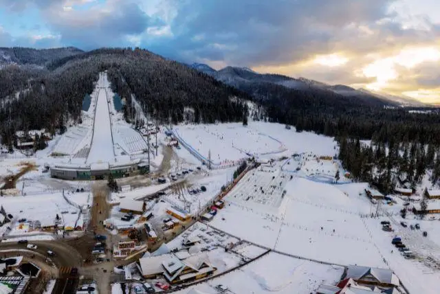 The Great Krokiew - אצטדיון לקפיצות סקי בזאקופנה